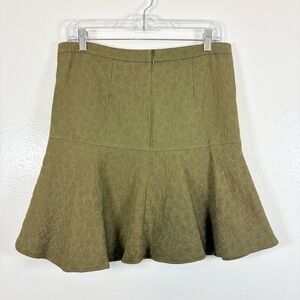 Halogen Olive Green Textured Flounce Skirt Size 8 Preppy Office Classic Feminine